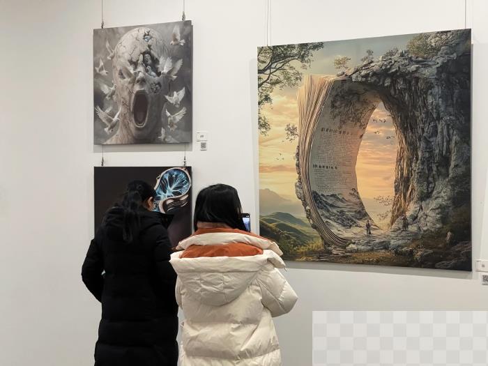 清华大学首场“人机共生”画展开幕